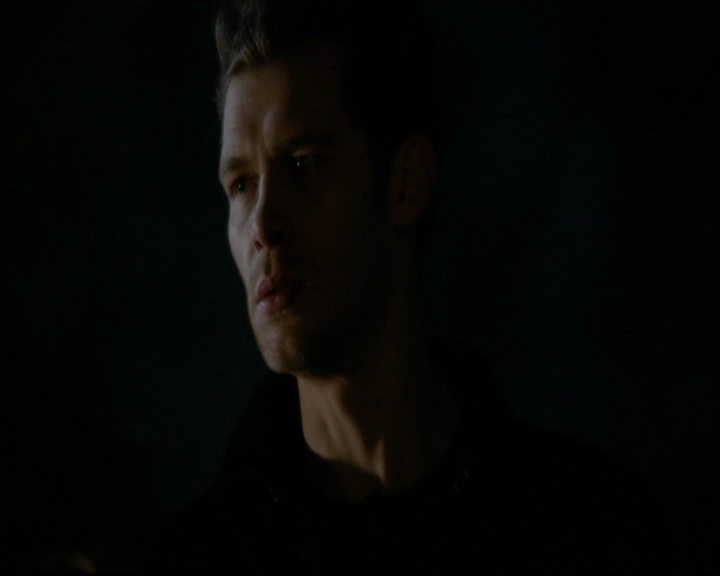 VampireDiariesWorld-dot-nl_TheOriginals_3x17BehindTheBlackHorizon2040.jpg