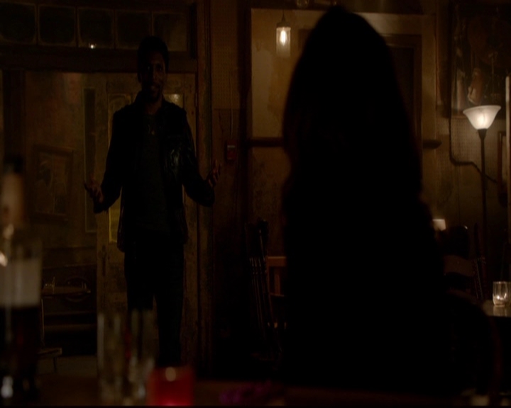 VampireDiariesWorld-dot-nl_TheOriginals_3x17BehindTheBlackHorizon2064.jpg