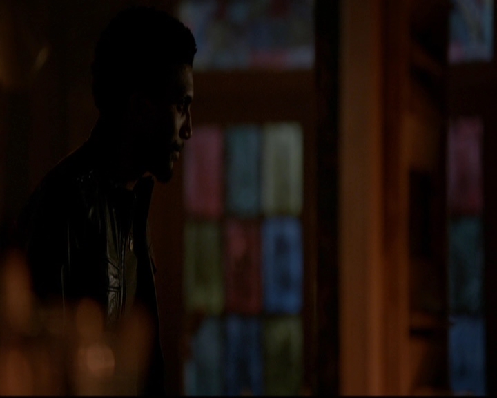 VampireDiariesWorld-dot-nl_TheOriginals_3x17BehindTheBlackHorizon2083.jpg