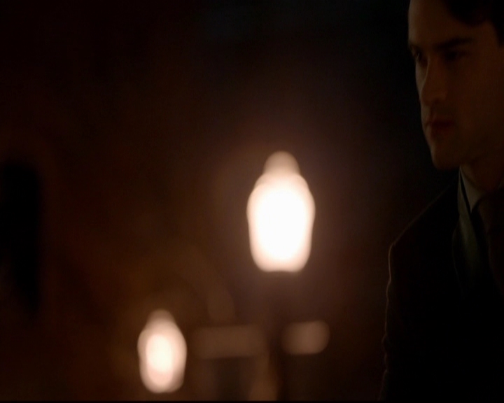 VampireDiariesWorld-dot-nl_TheOriginals_3x18TheDevilComesHereAndSighs0041.jpg