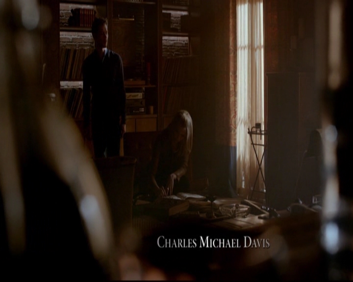 VampireDiariesWorld-dot-nl_TheOriginals_3x18TheDevilComesHereAndSighs0181.jpg