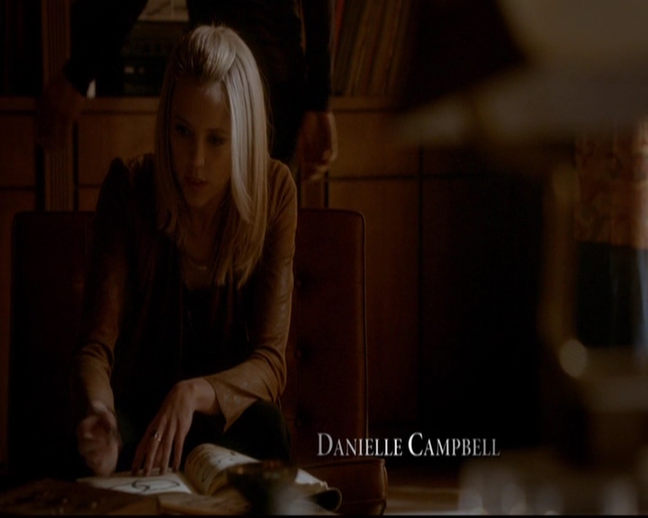 VampireDiariesWorld-dot-nl_TheOriginals_3x18TheDevilComesHereAndSighs0189.jpg