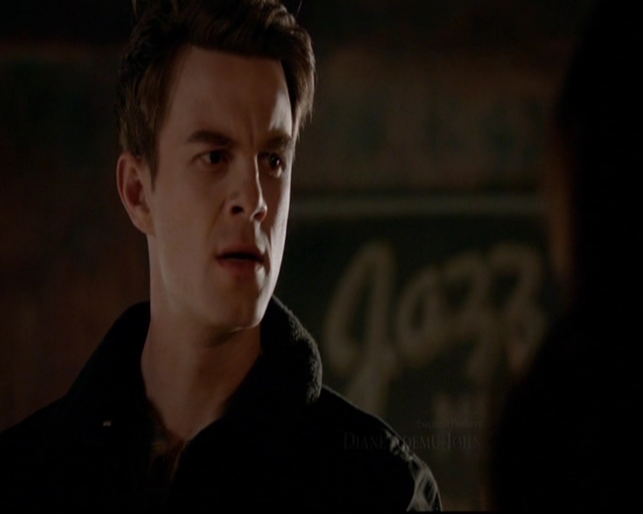 VampireDiariesWorld-dot-nl_TheOriginals_3x18TheDevilComesHereAndSighs0248.jpg