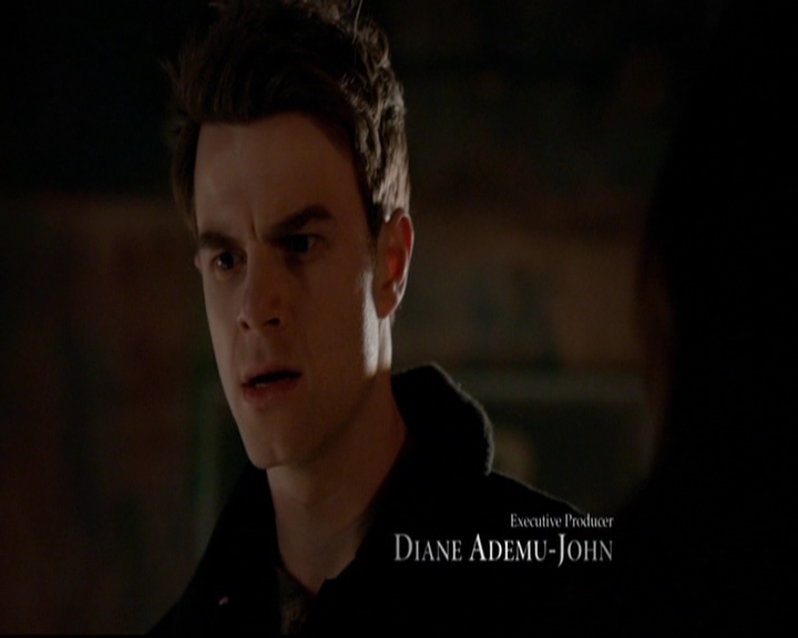 VampireDiariesWorld-dot-nl_TheOriginals_3x18TheDevilComesHereAndSighs0249.jpg