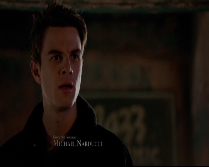 VampireDiariesWorld-dot-nl_TheOriginals_3x18TheDevilComesHereAndSighs0253.jpg