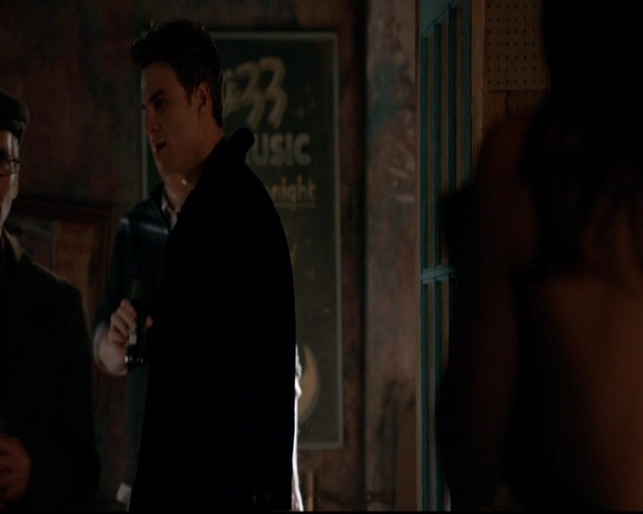 VampireDiariesWorld-dot-nl_TheOriginals_3x18TheDevilComesHereAndSighs0257.jpg