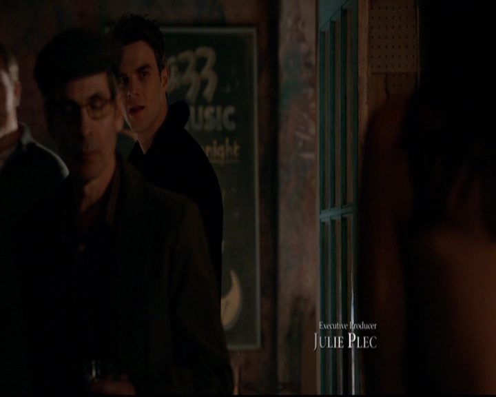 VampireDiariesWorld-dot-nl_TheOriginals_3x18TheDevilComesHereAndSighs0258.jpg