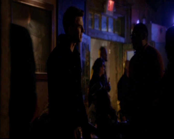 VampireDiariesWorld-dot-nl_TheOriginals_3x18TheDevilComesHereAndSighs0261.jpg