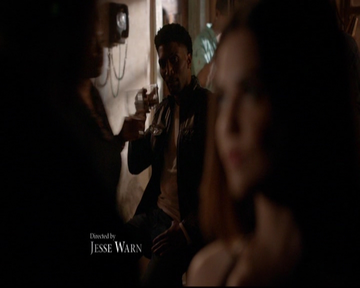 VampireDiariesWorld-dot-nl_TheOriginals_3x18TheDevilComesHereAndSighs0275.jpg