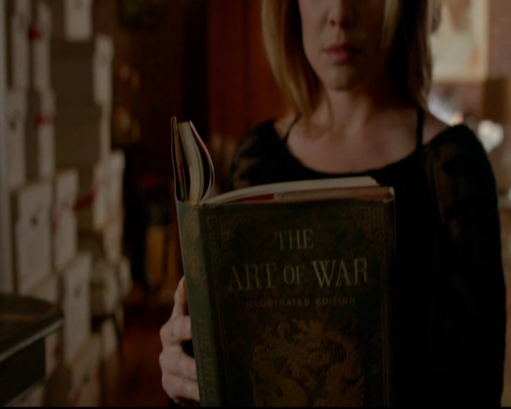 VampireDiariesWorld-dot-nl_TheOriginals_3x18TheDevilComesHereAndSighs0288.jpg