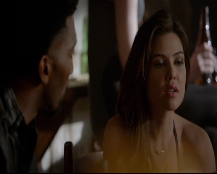 VampireDiariesWorld-dot-nl_TheOriginals_3x18TheDevilComesHereAndSighs0498.jpg