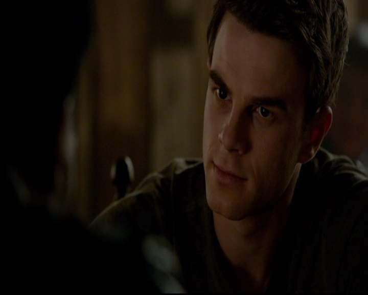 VampireDiariesWorld-dot-nl_TheOriginals_3x18TheDevilComesHereAndSighs0504.jpg