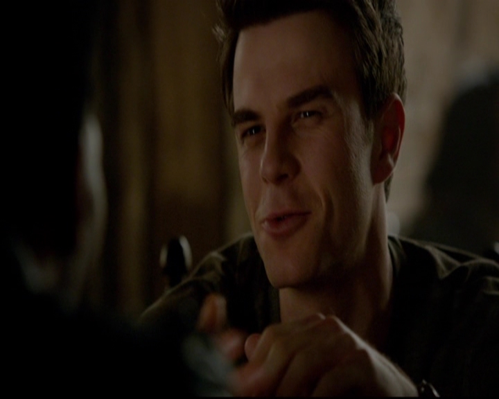 VampireDiariesWorld-dot-nl_TheOriginals_3x18TheDevilComesHereAndSighs0516.jpg