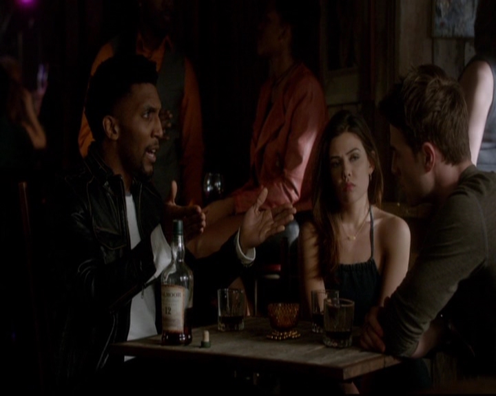 VampireDiariesWorld-dot-nl_TheOriginals_3x18TheDevilComesHereAndSighs0554.jpg