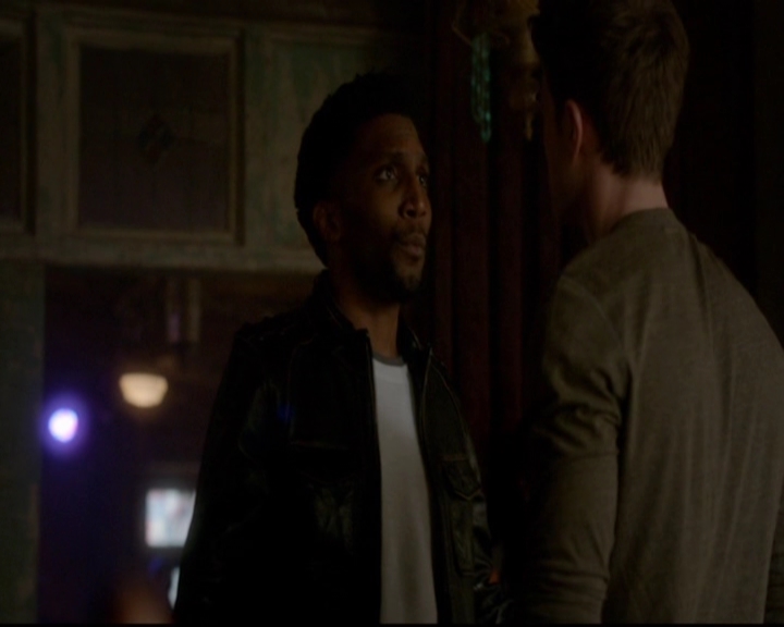 VampireDiariesWorld-dot-nl_TheOriginals_3x18TheDevilComesHereAndSighs0563.jpg