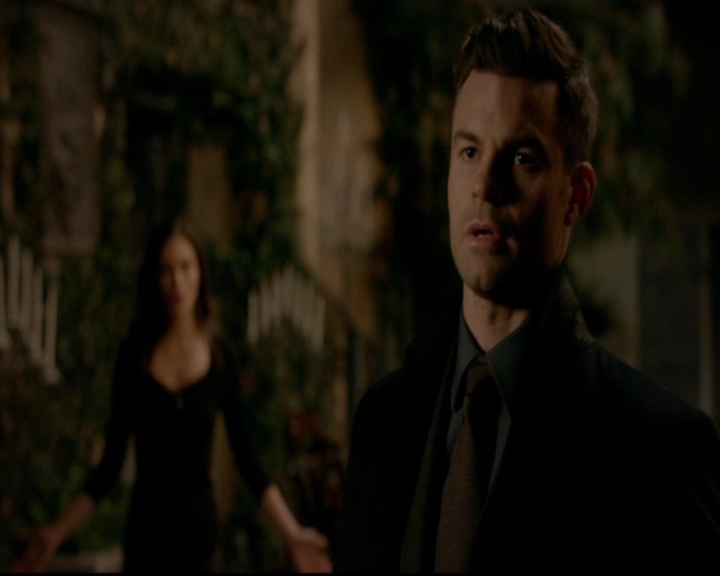 VampireDiariesWorld-dot-nl_TheOriginals_3x18TheDevilComesHereAndSighs0773.jpg