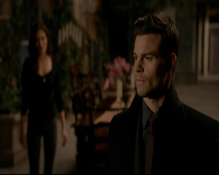 VampireDiariesWorld-dot-nl_TheOriginals_3x18TheDevilComesHereAndSighs0778.jpg