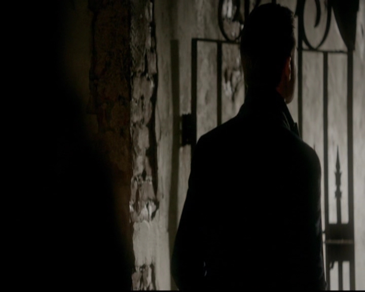 VampireDiariesWorld-dot-nl_TheOriginals_3x18TheDevilComesHereAndSighs0785.jpg