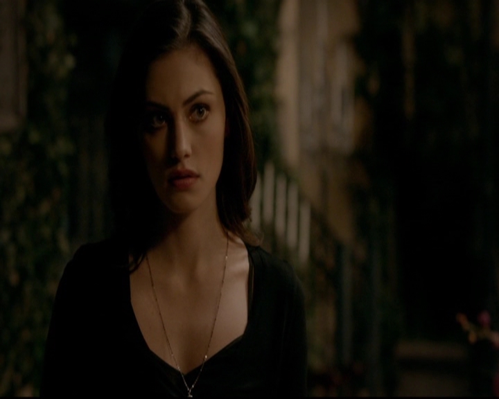 VampireDiariesWorld-dot-nl_TheOriginals_3x18TheDevilComesHereAndSighs0789.jpg