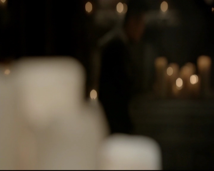 VampireDiariesWorld-dot-nl_TheOriginals_3x18TheDevilComesHereAndSighs0819.jpg