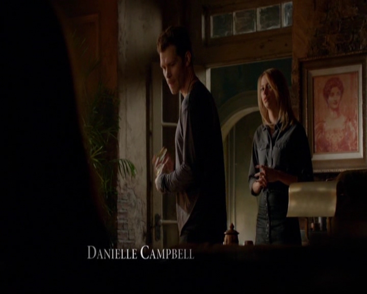 VampireDiariesWorld-dot-nl_TheOriginals_3x19NoMoreHeartbreaks0186.jpg