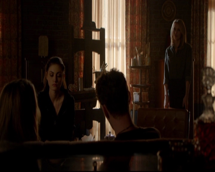 VampireDiariesWorld-dot-nl_TheOriginals_3x19NoMoreHeartbreaks0202.jpg