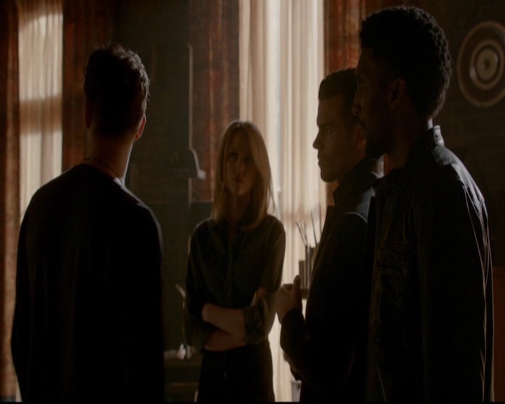 VampireDiariesWorld-dot-nl_TheOriginals_3x19NoMoreHeartbreaks0233.jpg