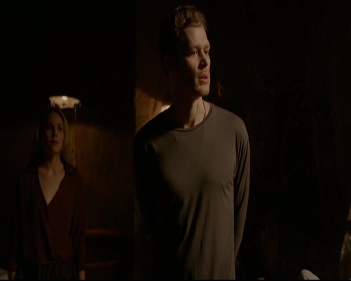 VampireDiariesWorld-dot-nl_TheOriginals_3x19NoMoreHeartbreaks0361.jpg