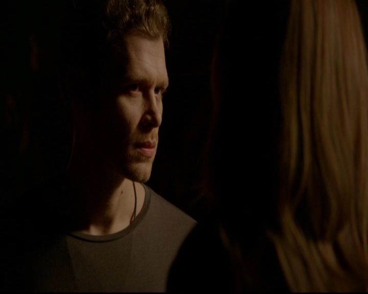 VampireDiariesWorld-dot-nl_TheOriginals_3x19NoMoreHeartbreaks0401.jpg