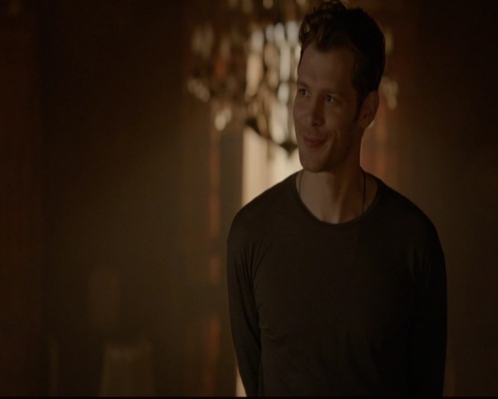 VampireDiariesWorld-dot-nl_TheOriginals_3x19NoMoreHeartbreaks0514.jpg