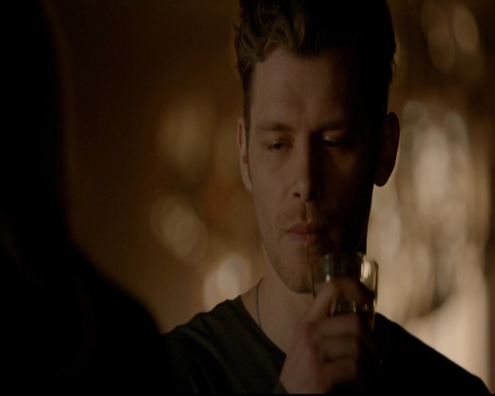 VampireDiariesWorld-dot-nl_TheOriginals_3x19NoMoreHeartbreaks0546.jpg