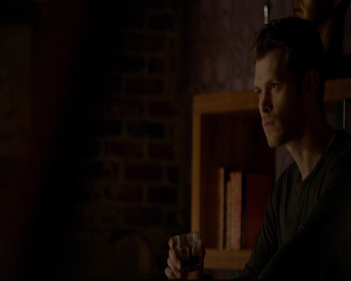 VampireDiariesWorld-dot-nl_TheOriginals_3x19NoMoreHeartbreaks0590.jpg