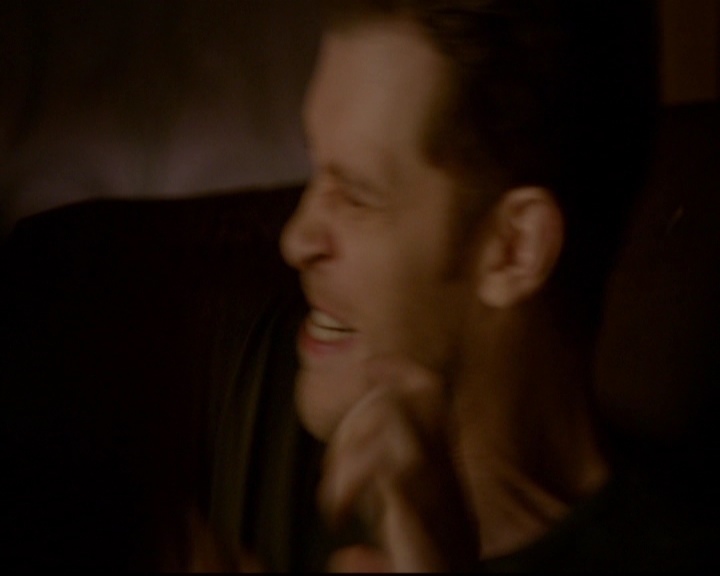 VampireDiariesWorld-dot-nl_TheOriginals_3x19NoMoreHeartbreaks0828.jpg