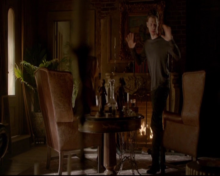 VampireDiariesWorld-dot-nl_TheOriginals_3x19NoMoreHeartbreaks0830.jpg