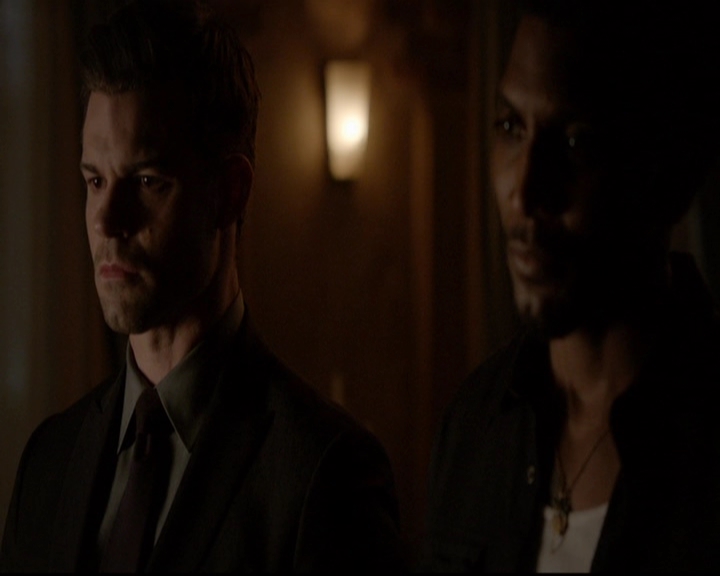 VampireDiariesWorld-dot-nl_TheOriginals_3x19NoMoreHeartbreaks1601.jpg