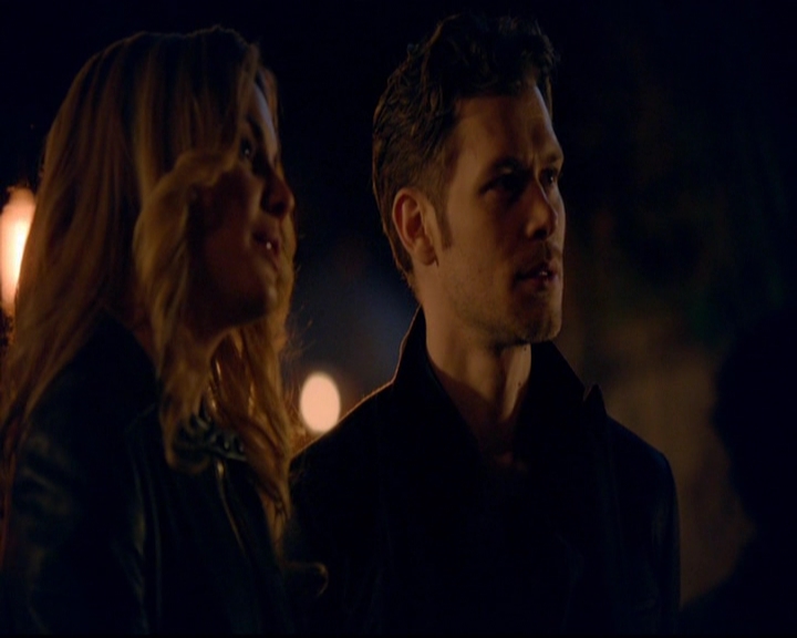 VampireDiariesWorld-dot-nl_TheOriginals_3x19NoMoreHeartbreaks1634.jpg