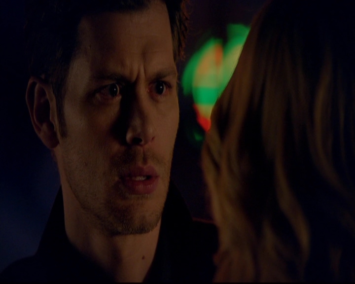 VampireDiariesWorld-dot-nl_TheOriginals_3x19NoMoreHeartbreaks1822.jpg