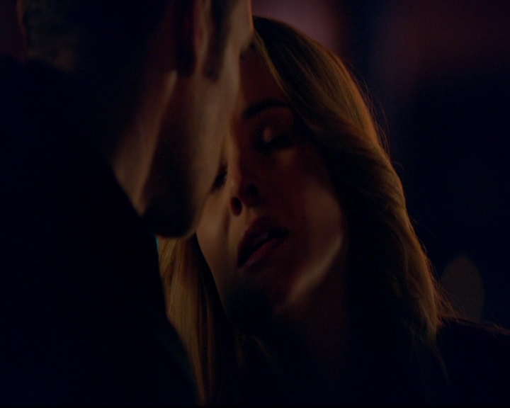 VampireDiariesWorld-dot-nl_TheOriginals_3x19NoMoreHeartbreaks1837.jpg