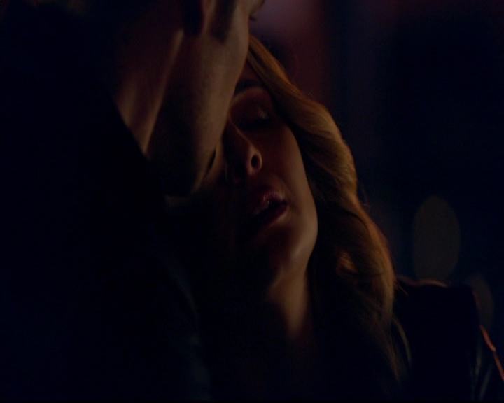 VampireDiariesWorld-dot-nl_TheOriginals_3x19NoMoreHeartbreaks1838.jpg