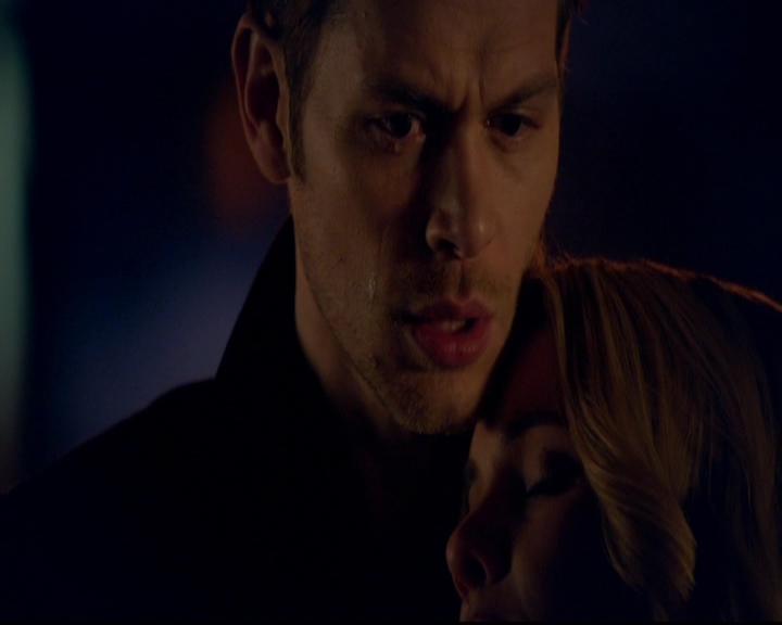 VampireDiariesWorld-dot-nl_TheOriginals_3x19NoMoreHeartbreaks1840.jpg