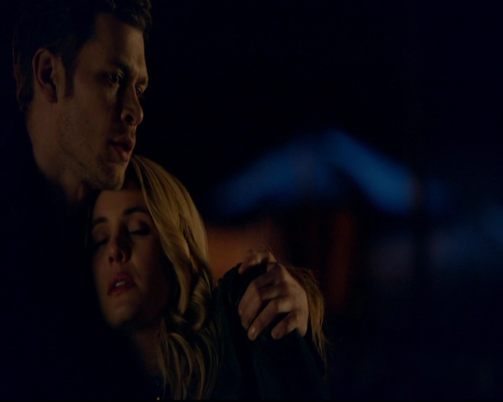 VampireDiariesWorld-dot-nl_TheOriginals_3x19NoMoreHeartbreaks1848.jpg