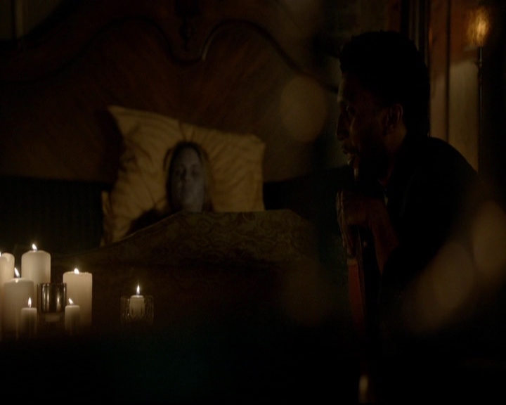 VampireDiariesWorld-dot-nl_TheOriginals_3x19NoMoreHeartbreaks1933.jpg