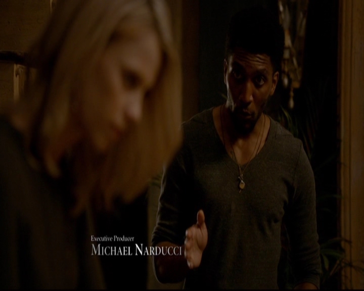 VampireDiariesWorld-dot-nl_TheOriginals_3x20WhereNothingStaysBuried0200.jpg