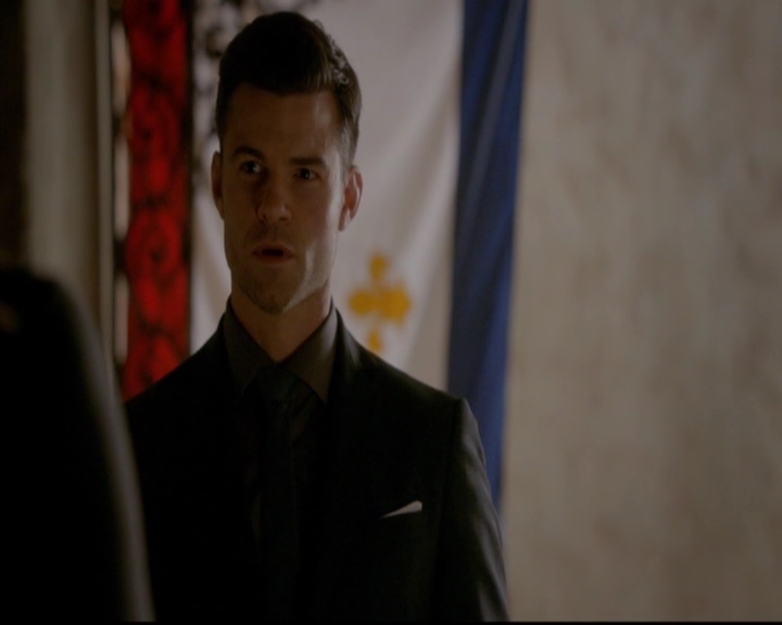 VampireDiariesWorld-dot-nl_TheOriginals_3x20WhereNothingStaysBuried0828.jpg