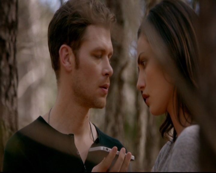 VampireDiariesWorld-dot-nl_TheOriginals_3x20WhereNothingStaysBuried0877.jpg