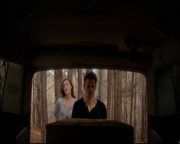 VampireDiariesWorld-dot-nl_TheOriginals_3x20WhereNothingStaysBuried0921.jpg