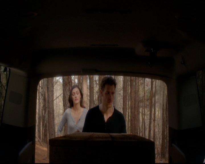 VampireDiariesWorld-dot-nl_TheOriginals_3x20WhereNothingStaysBuried0922.jpg