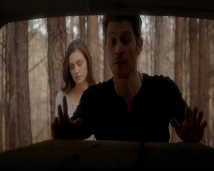 VampireDiariesWorld-dot-nl_TheOriginals_3x20WhereNothingStaysBuried0937.jpg