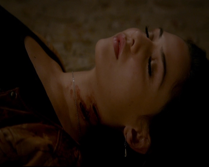 VampireDiariesWorld-dot-nl_TheOriginals_3x20WhereNothingStaysBuried1394.jpg