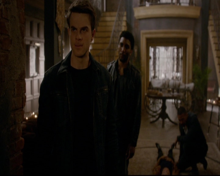 VampireDiariesWorld-dot-nl_TheOriginals_3x20WhereNothingStaysBuried1540.jpg